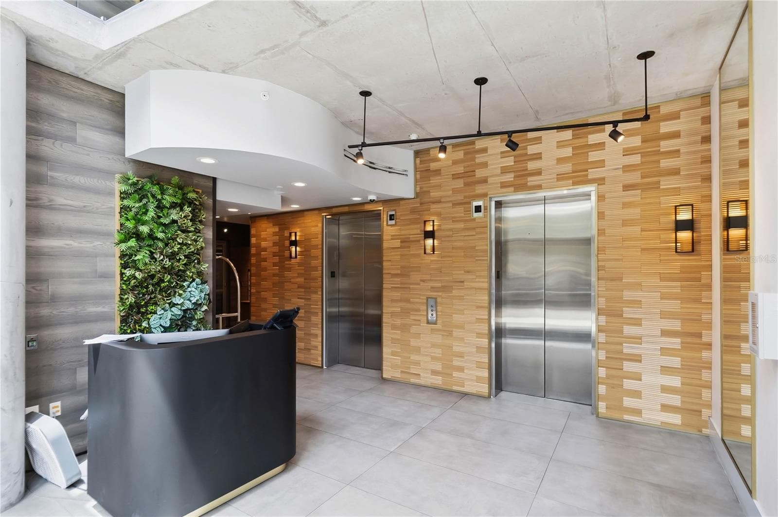 Condominium at 525 E JACKSON ST #706, ORLANDO, photo 18 of 29