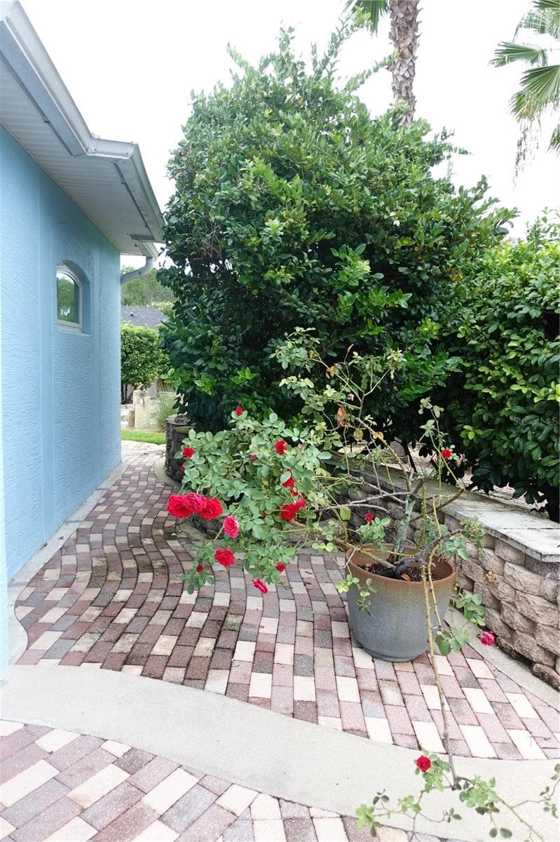 Single Family Residence at 85 LANCELOT DR, PALM COAST, photo 47 of 106
