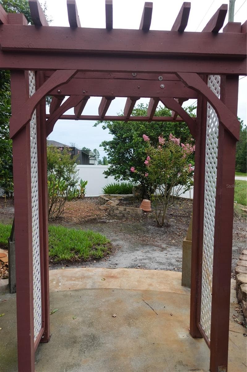 Single Family Residence at 85 LANCELOT DR, PALM COAST, photo 53 of 106