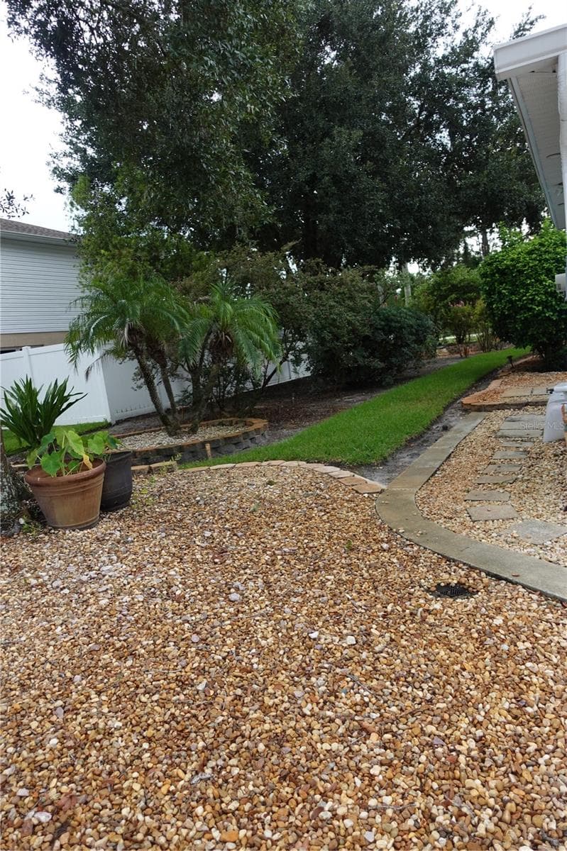 Single Family Residence at 85 LANCELOT DR, PALM COAST, photo 55 of 106