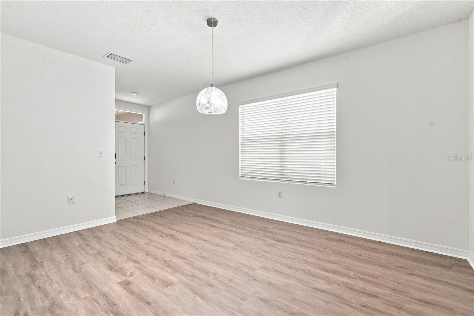 Single Family Residence at 10920 CARLTON FIELDS DR, RIVERVIEW, photo 4 of 41