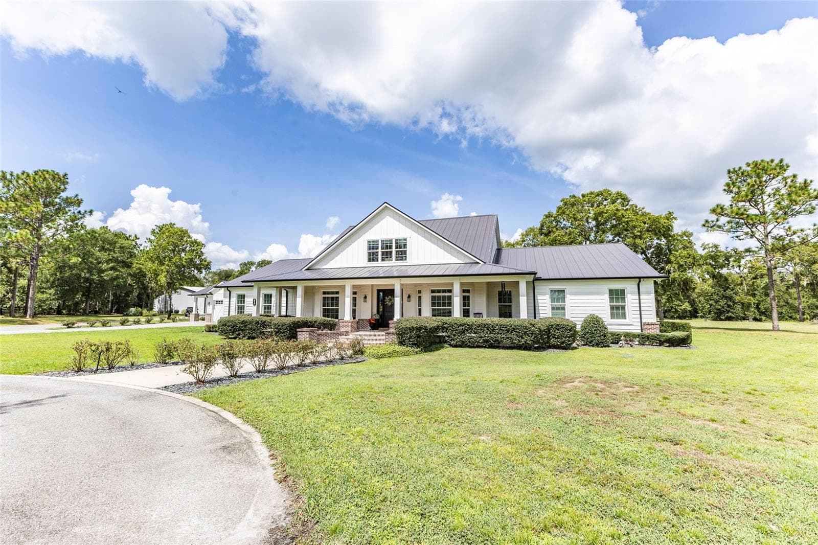 Front view of home - 2870 NW 87TH AVE, WILDWOOD