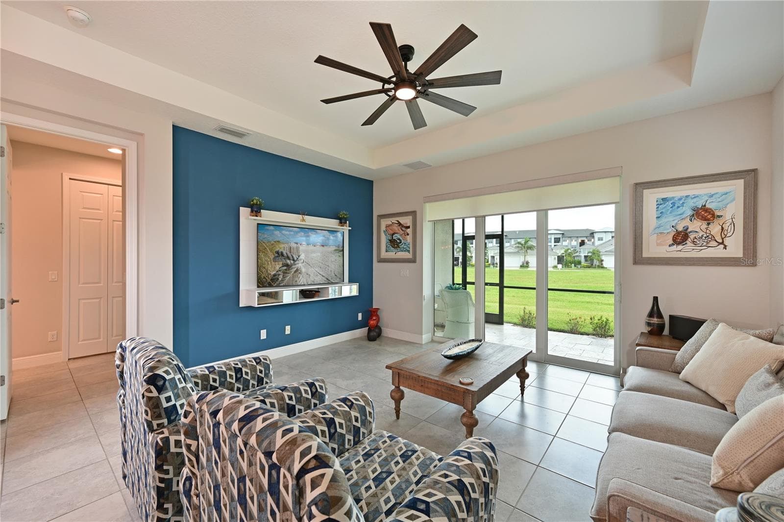 Great Room 1 - 10715 KLEE AVE, BRADENTON
