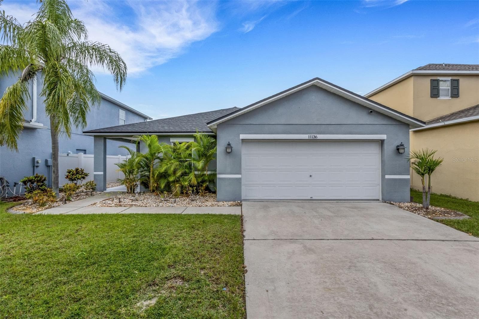 Single Family Residence at 11136 GOLDEN SILENCE DR, RIVERVIEW, photo 2 of 46