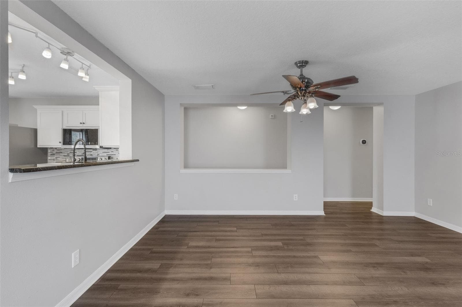 Single Family Residence at 11136 GOLDEN SILENCE DR, RIVERVIEW, photo 22 of 46