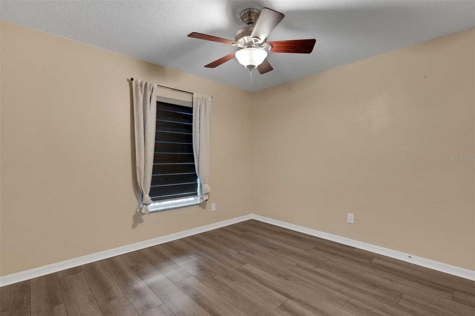 Single Family Residence at 11136 GOLDEN SILENCE DR, RIVERVIEW, photo 35 of 46
