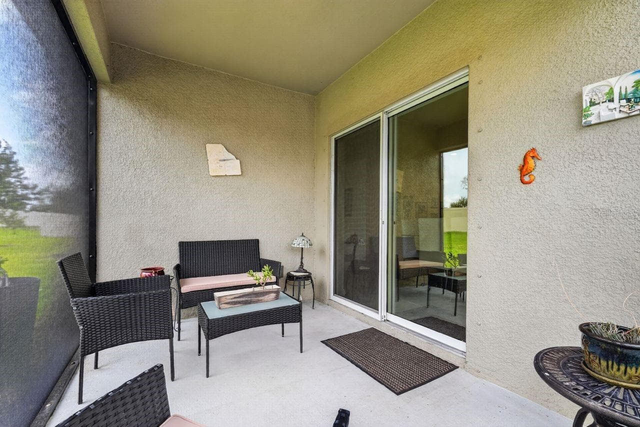 Single Family Residence at 17709 CANOPY PL, BRADENTON, photo 11 of 45