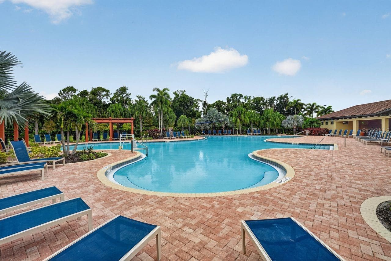 Single Family Residence at 17709 CANOPY PL, BRADENTON, photo 38 of 45