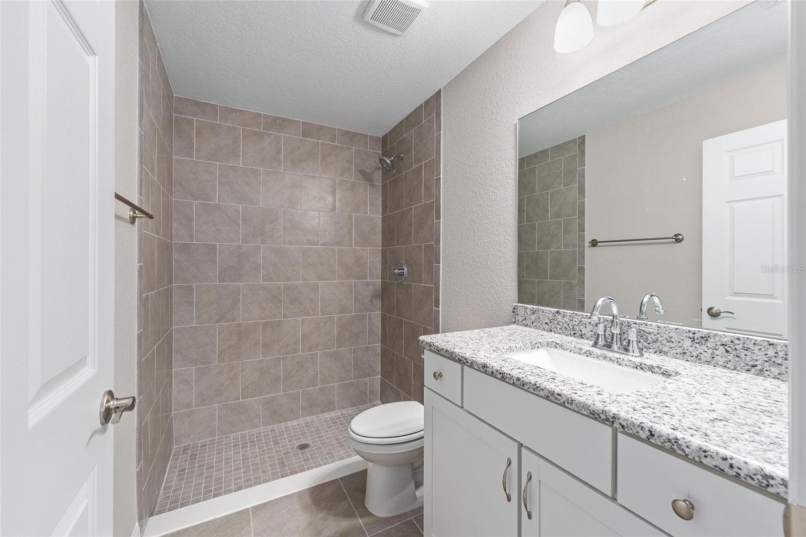 Single Family Residence at 13750 SW 103RD PL, DUNNELLON, photo 10 of 17