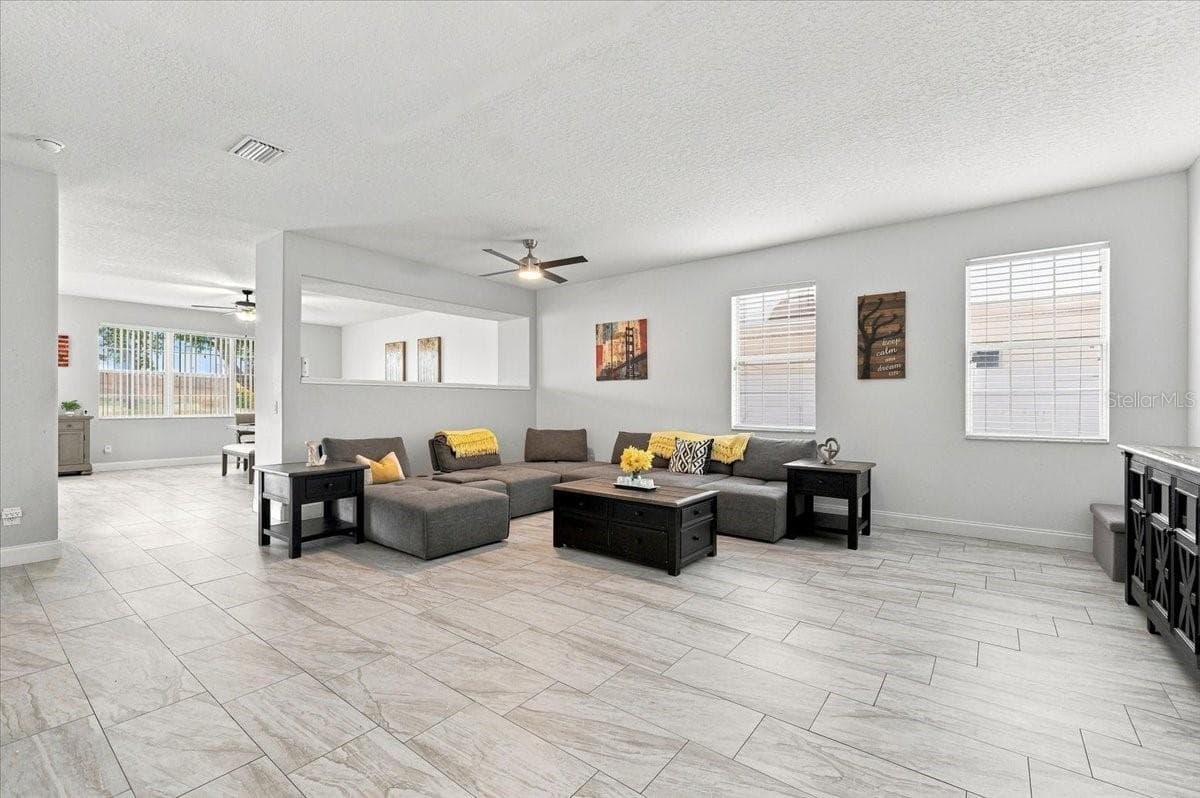 Single Family Residence at 10908 SUBTLE TRAIL DR, RIVERVIEW, photo 6 of 55