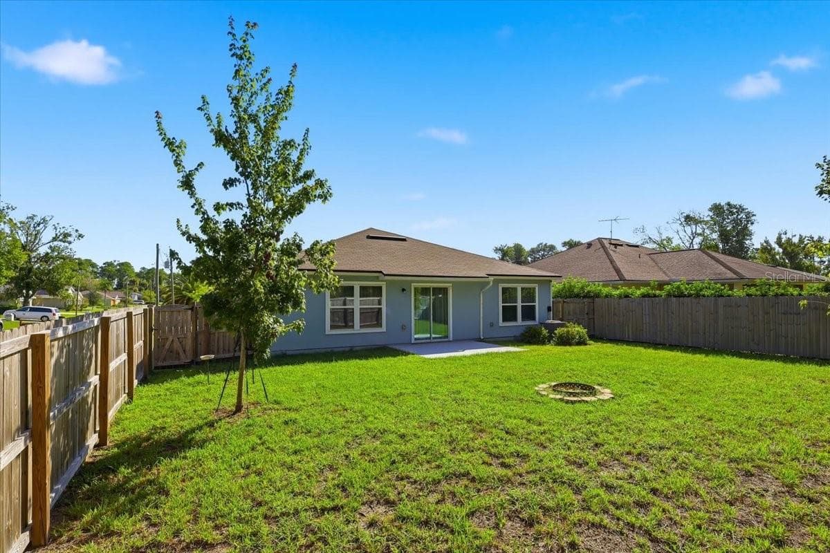 Single Family Residence at 35 PUTTER DR, PALM COAST, photo 38 of 43
