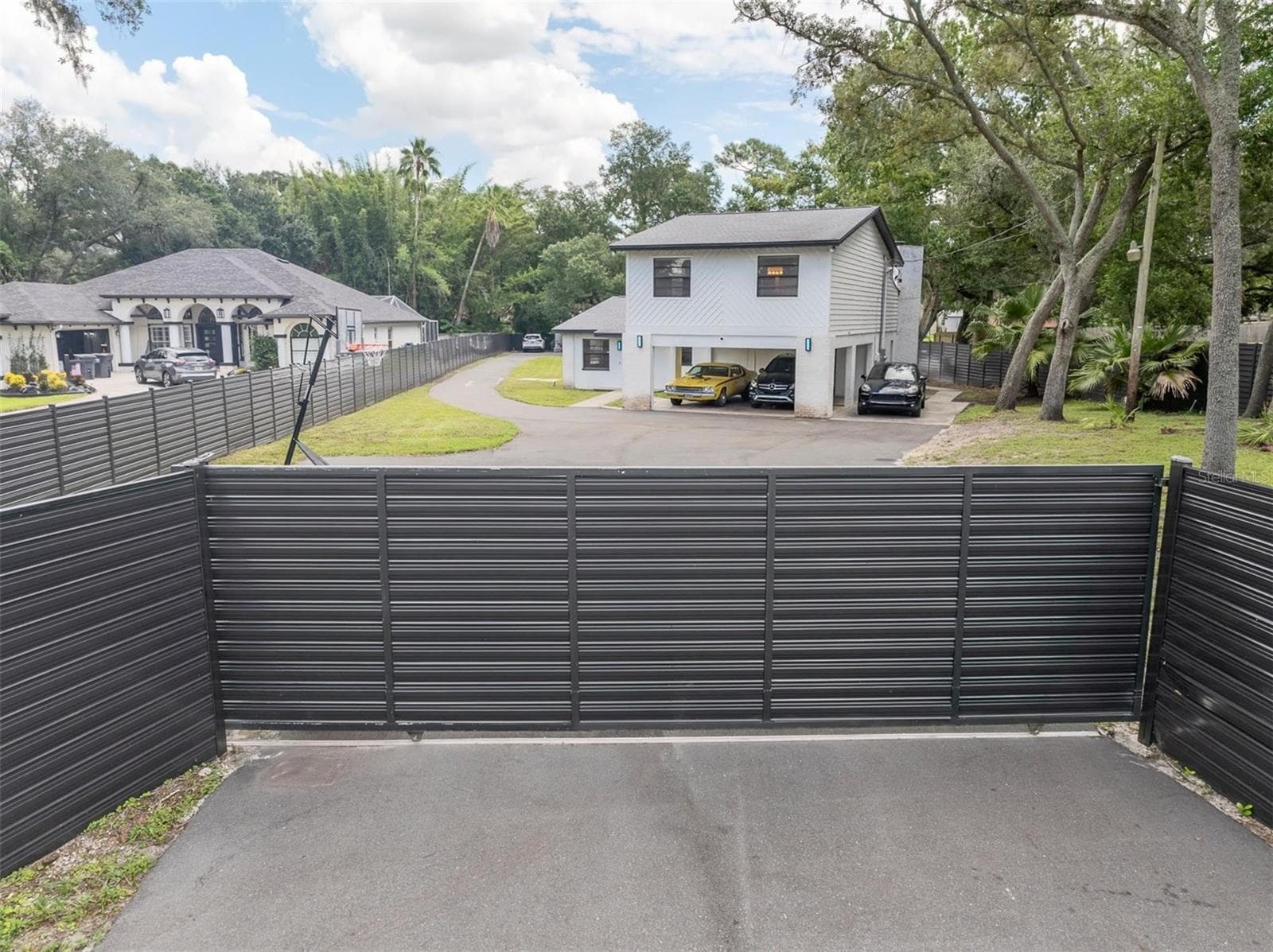 Single Family Residence at 12409 N BOULEVARD, TAMPA, photo 3 of 72