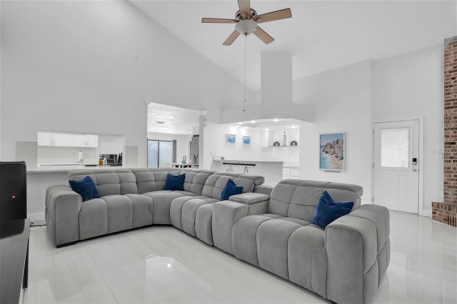 Single Family Residence at 12409 N BOULEVARD, TAMPA, photo 8 of 72
