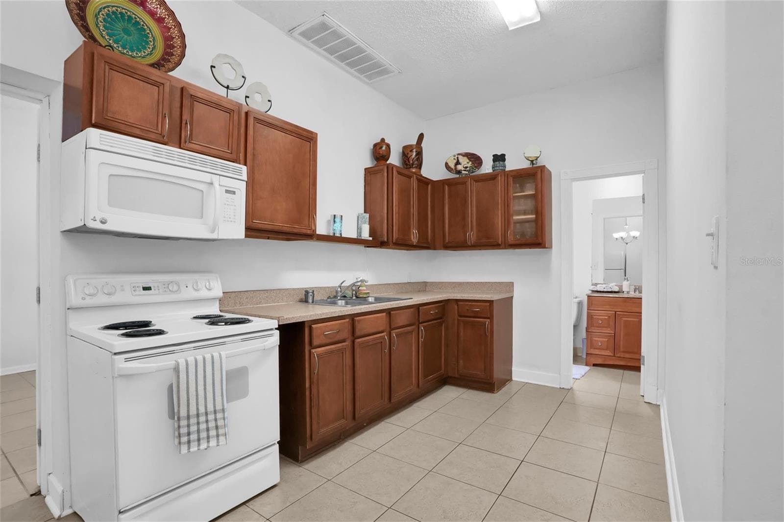 Single Family Residence at 12409 N BOULEVARD, TAMPA, photo 43 of 72
