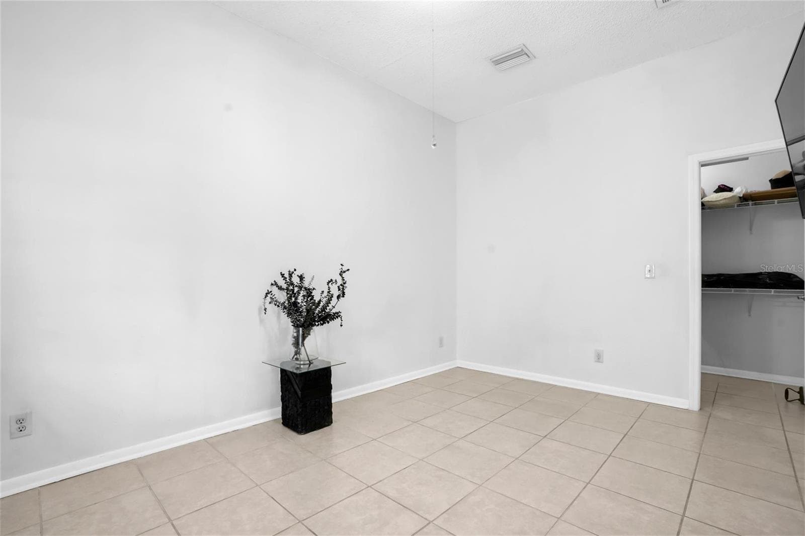 Single Family Residence at 12409 N BOULEVARD, TAMPA, photo 46 of 72