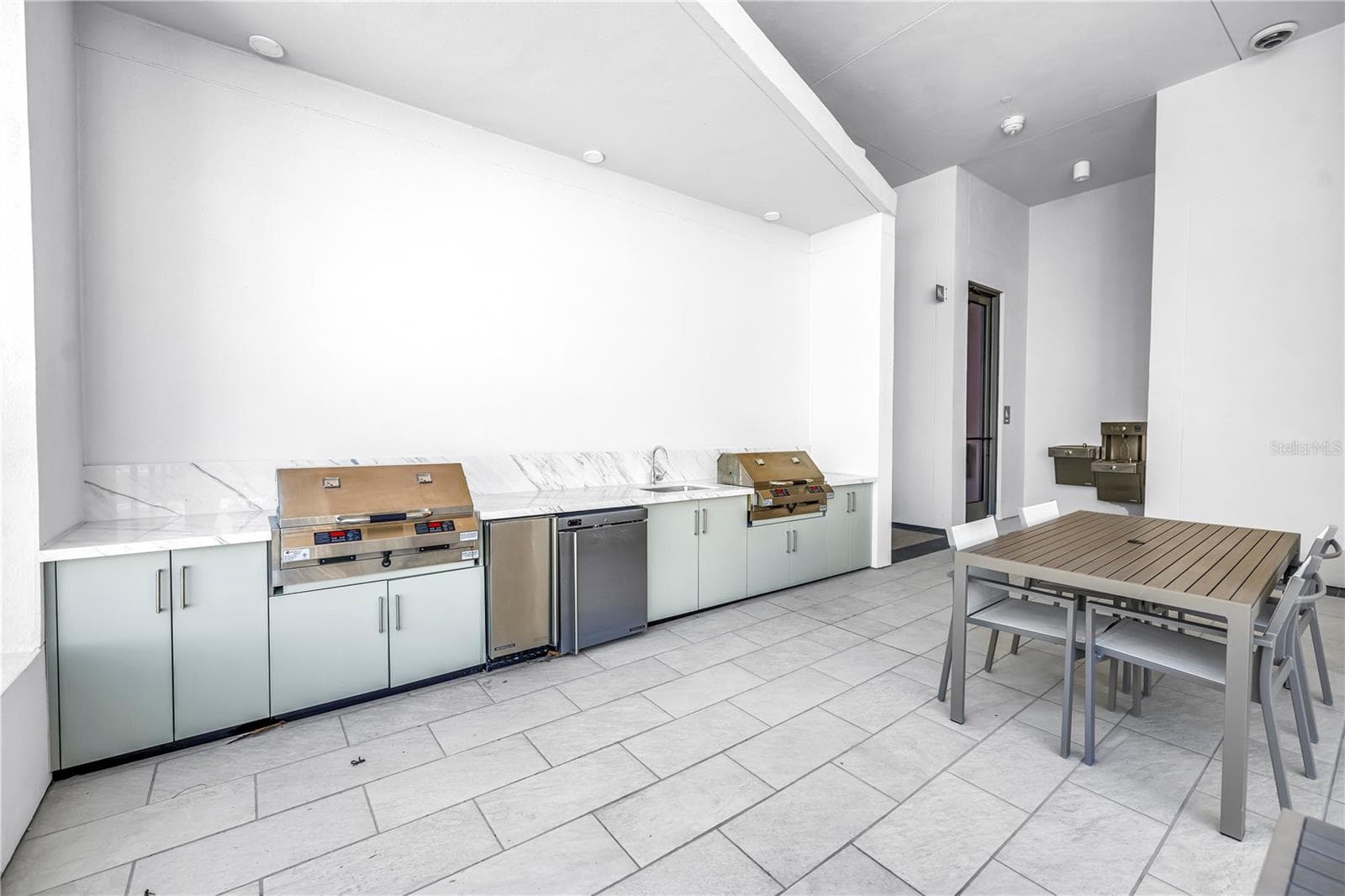 Condominium at 275 1ST AVE S #3704, ST PETERSBURG, photo 70 of 81