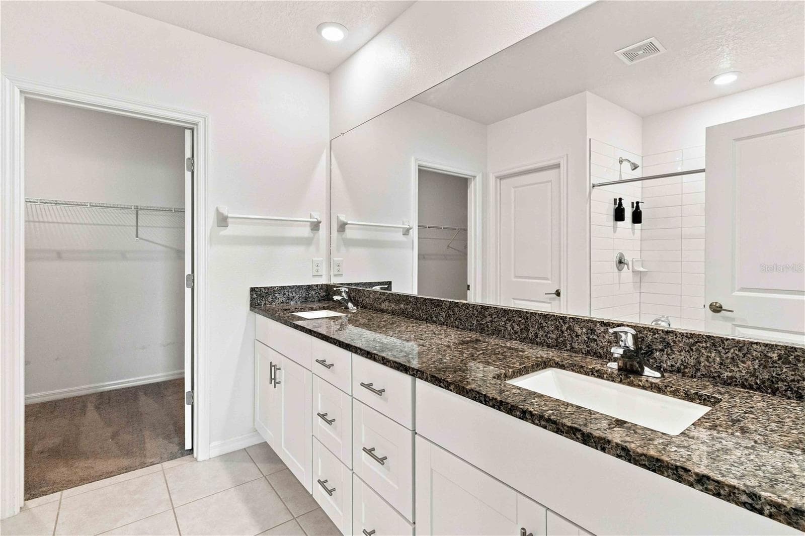Single Family Residence at 5375 BLUE HORIZON WAY, WIMAUMA, photo 13 of 40