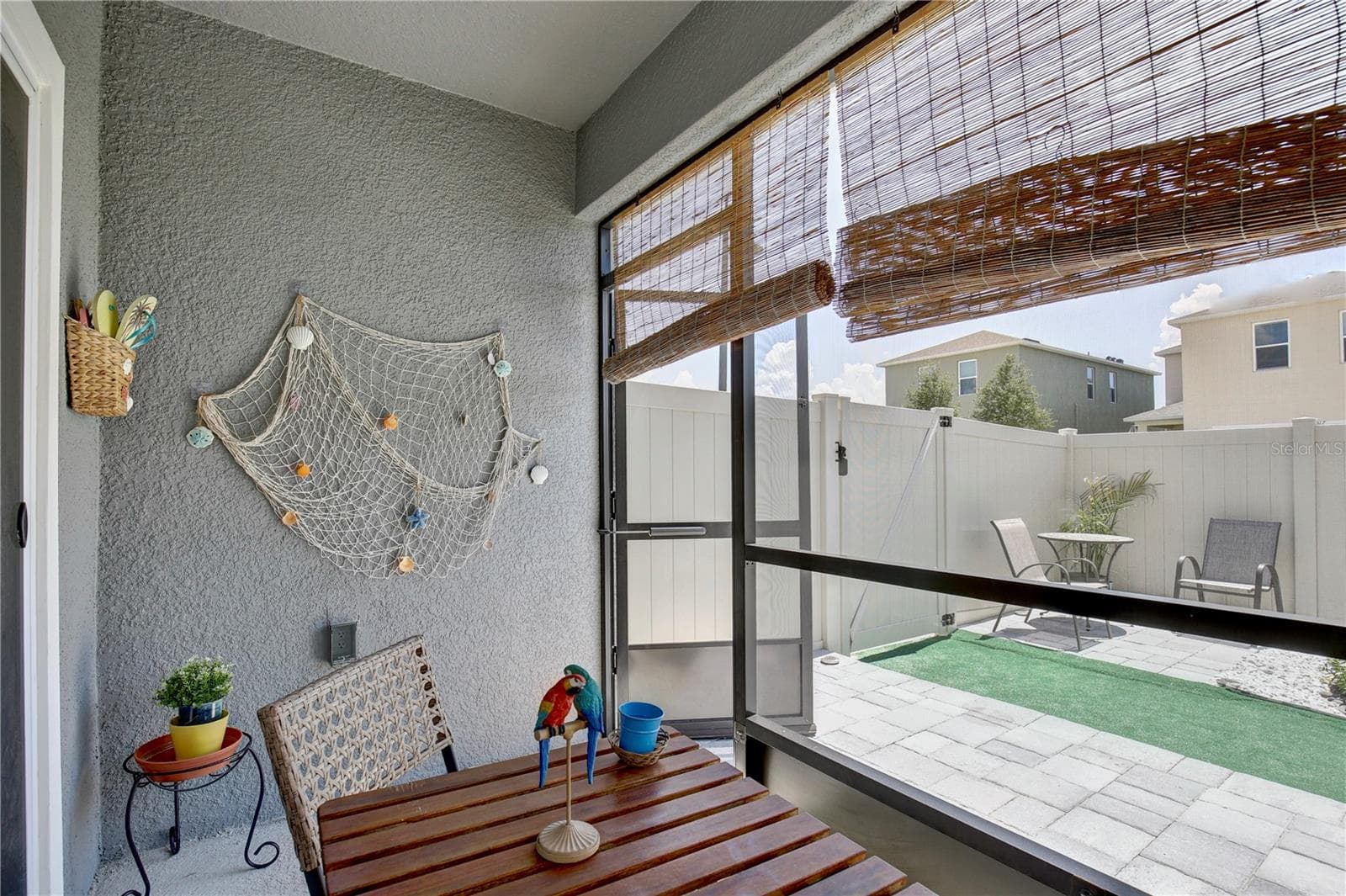 Screen=enclosed Lanai - 5356 HAYLOFT DR, APOPKA