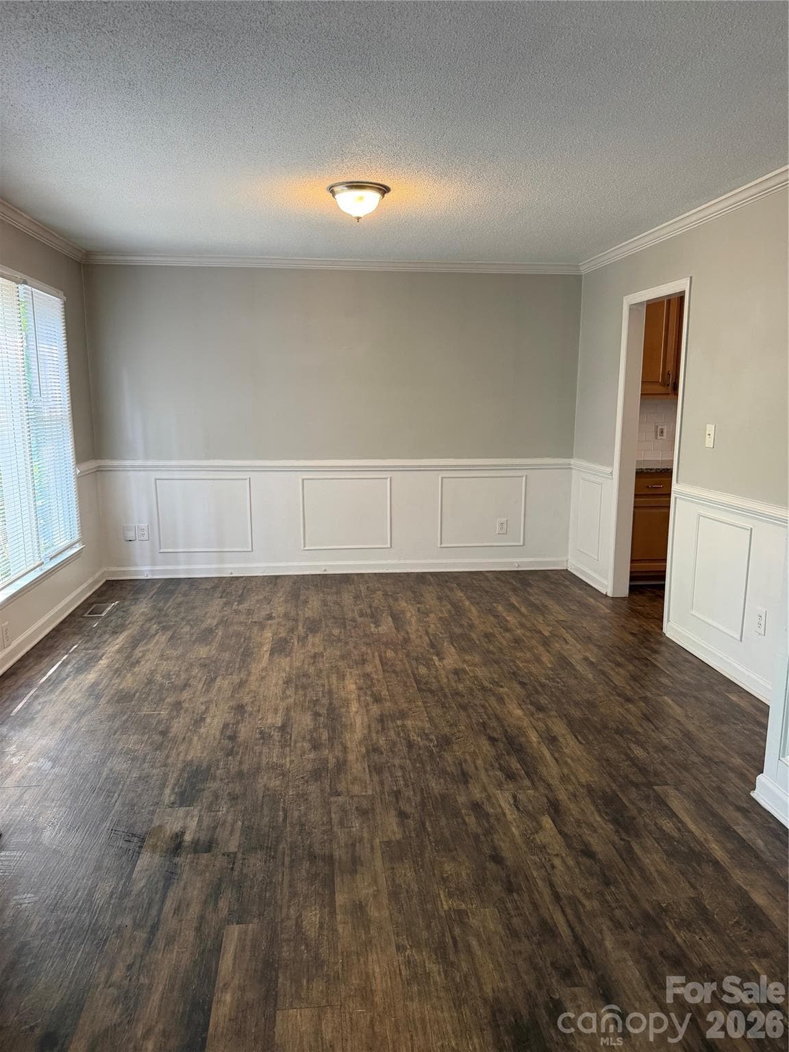 Single Family Residence at 1611 Plantation Trail, Gastonia, photo 9 of 32
