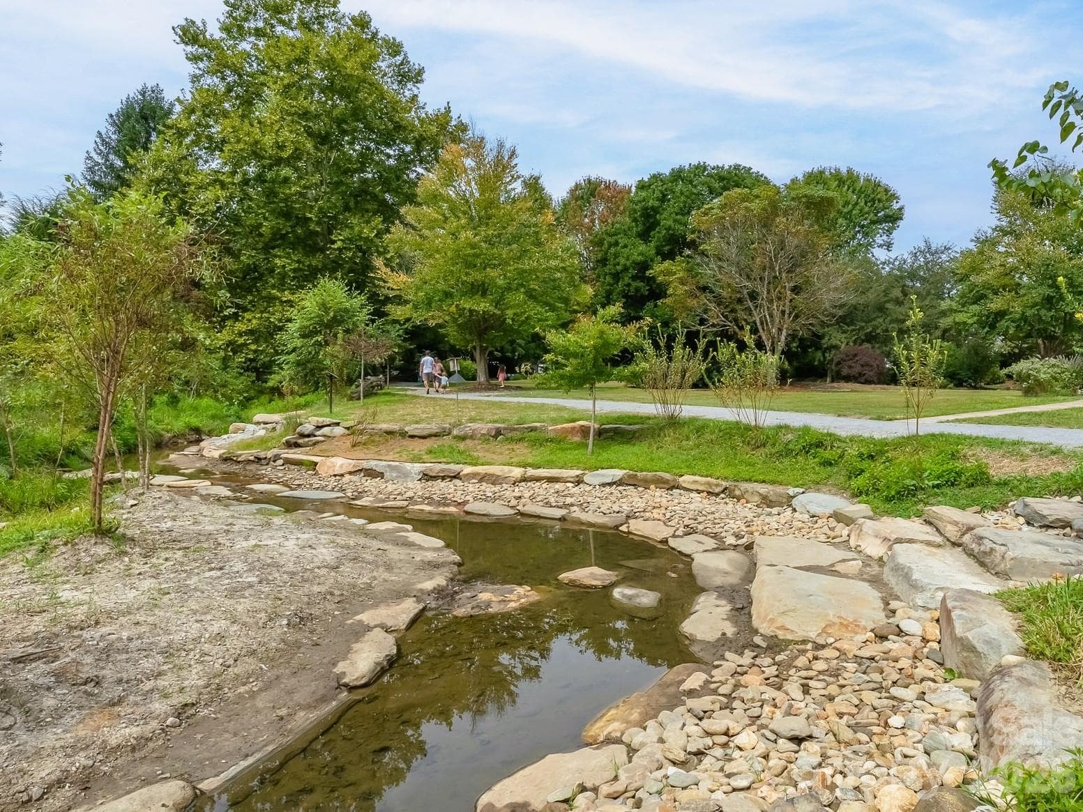 Condominium at 33 Lake Drive, Laurel Park, photo 9 of 19