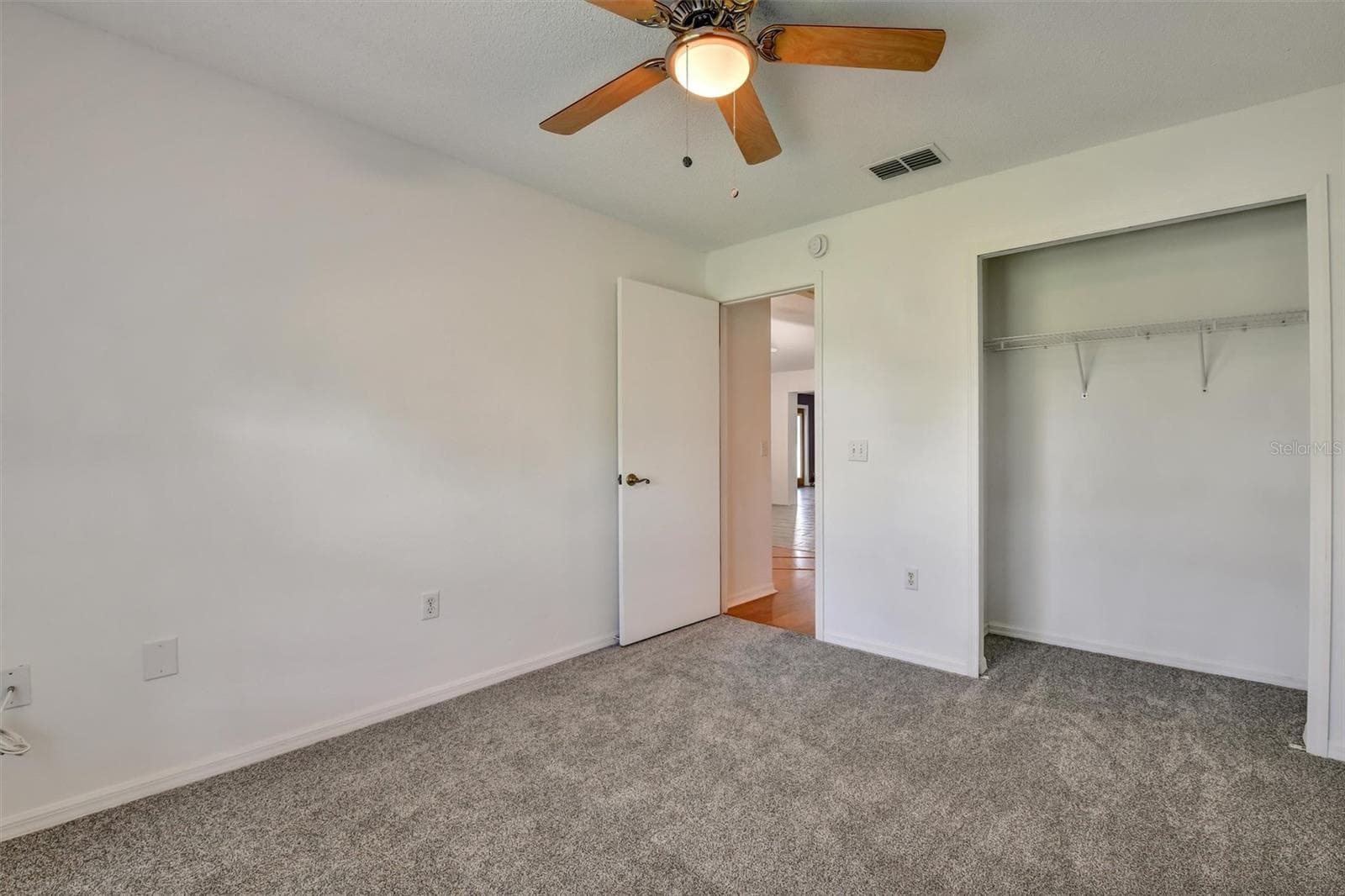Bedroom 1 - 510 CLOVERLEAF DR, LITHIA