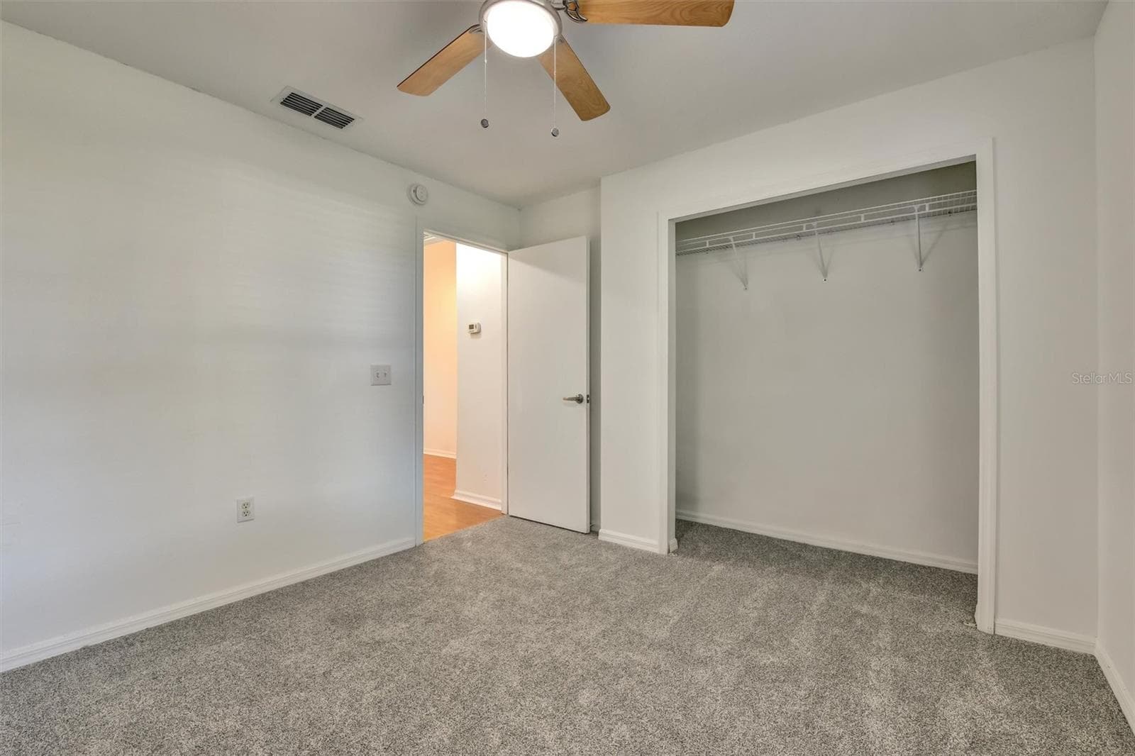 Bedroom 2 - 510 CLOVERLEAF DR, LITHIA