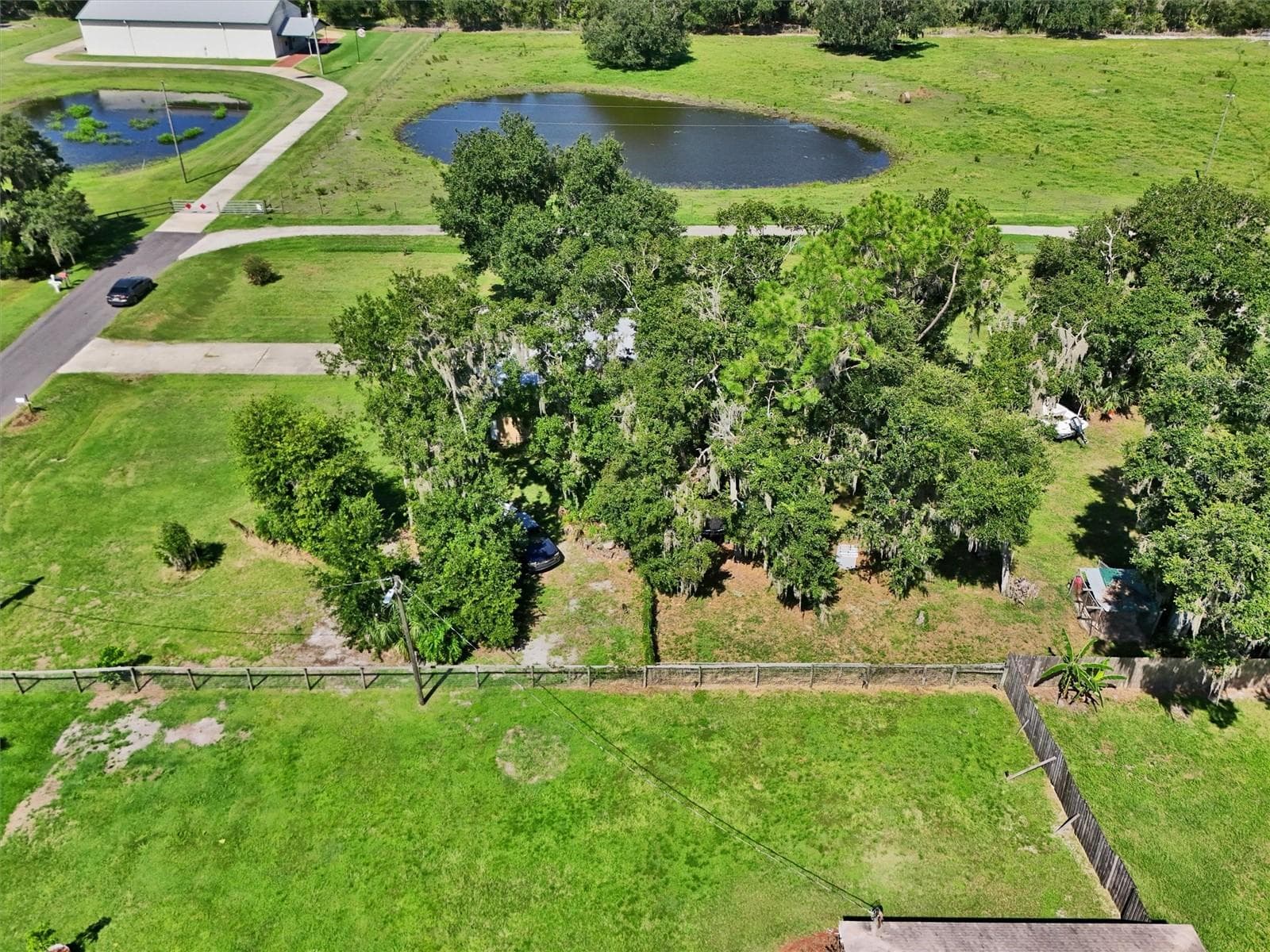 Single Family Residence at 510 CLOVERLEAF DR, LITHIA, photo 46 of 54