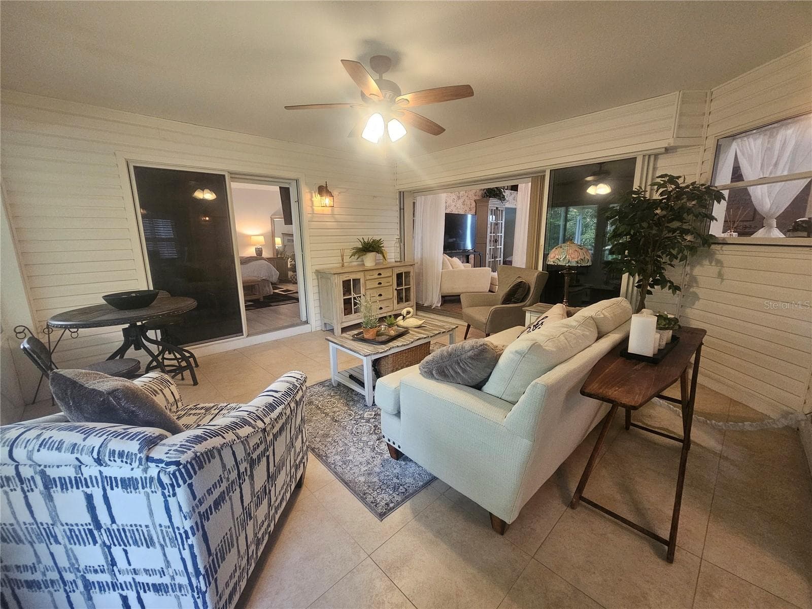 Florida Room - 603 CANAL WAY, OLDSMAR