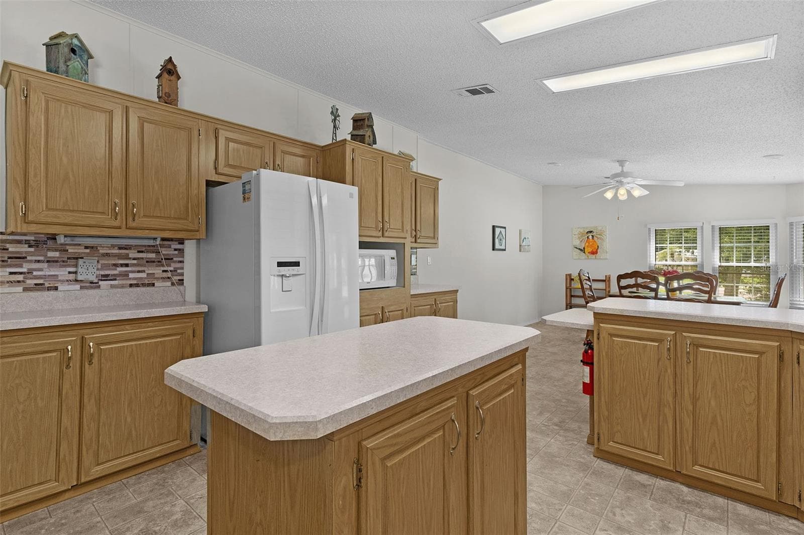 Manufactured Home at 705 OAK BLVD, WILDWOOD, photo 14 of 30