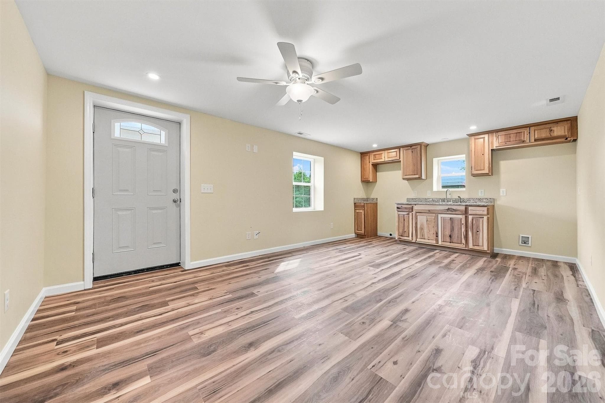 Single Family Residence at 109 Countryside Drive SE, Lenoir, photo 2 of 21