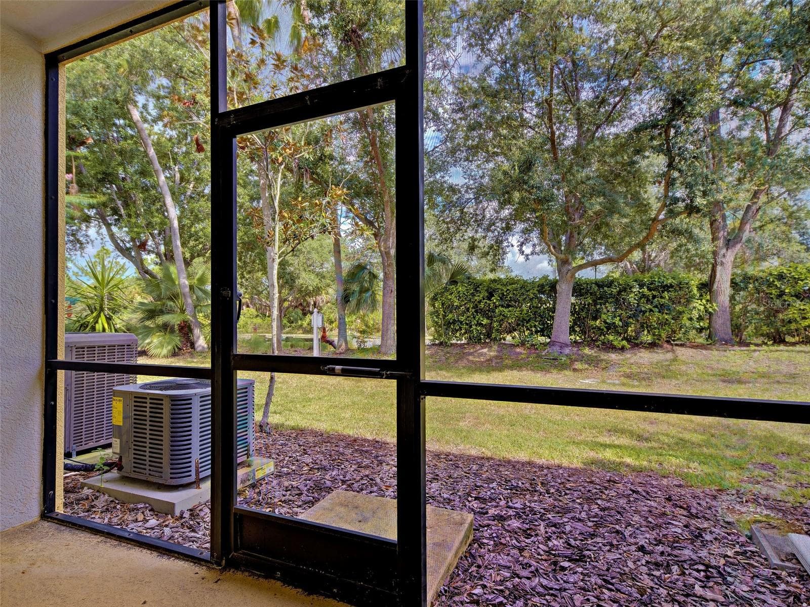 Townhouse at 13050 TIGERS EYE DR, VENICE, photo 20 of 48