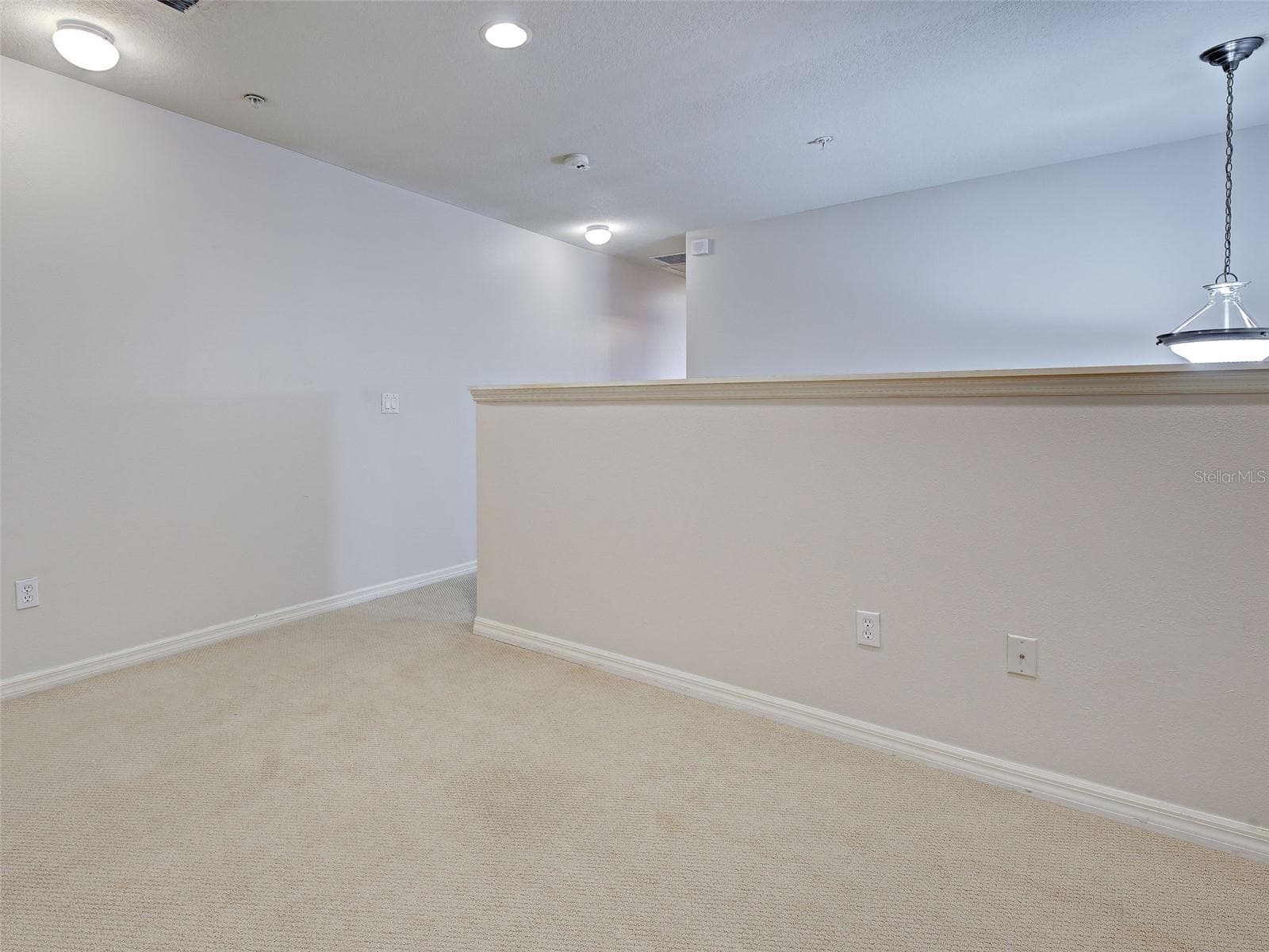 Townhouse at 13050 TIGERS EYE DR, VENICE, photo 24 of 48
