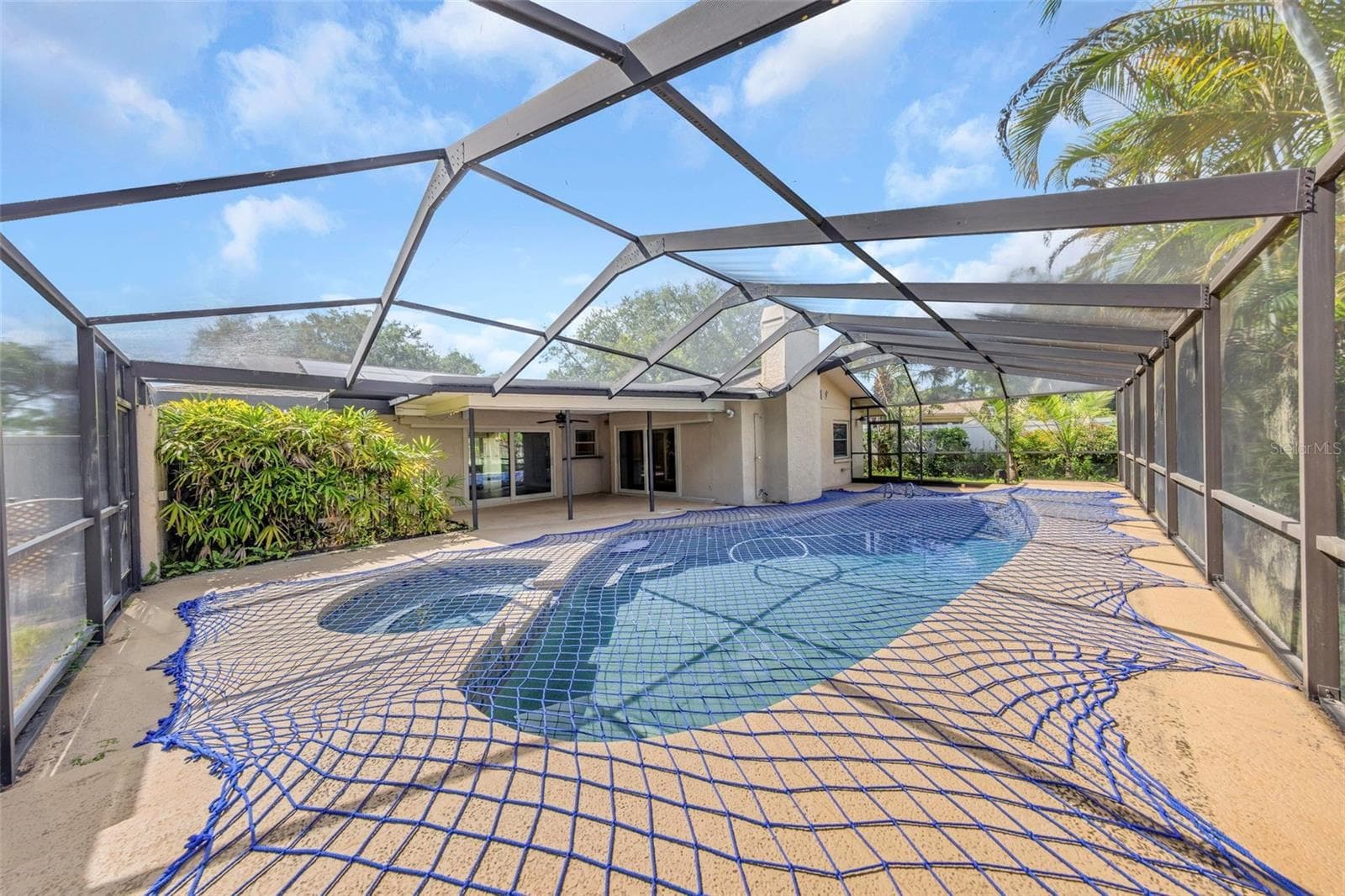 Rear Patio - Reverse View - 3582 FAIRWAY FOREST DR, PALM HARBOR