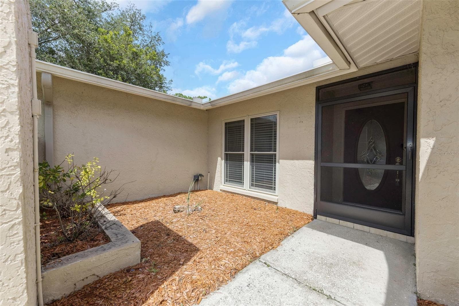 Entryway - 3582 FAIRWAY FOREST DR, PALM HARBOR