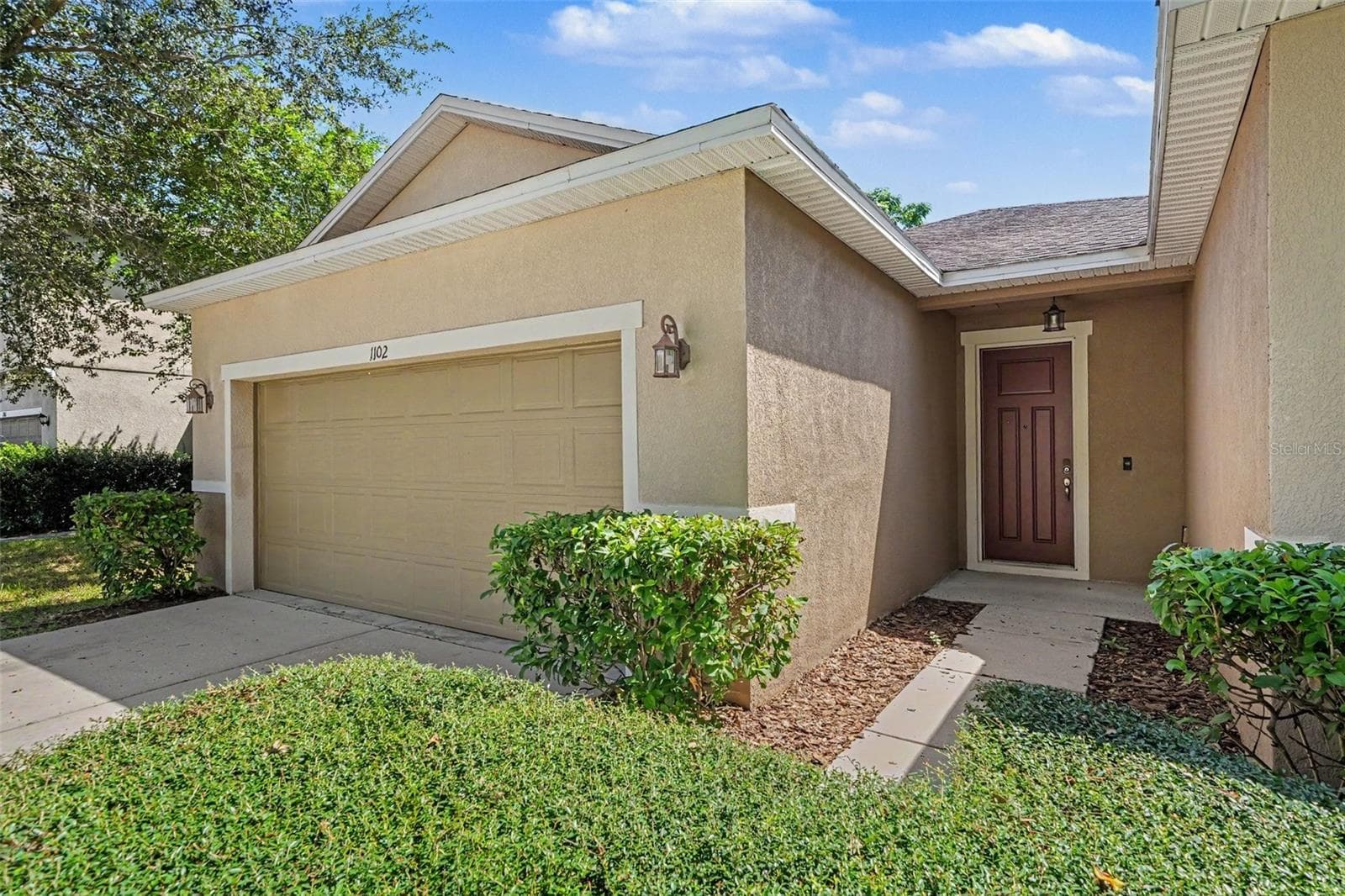Single Family Residence at 1102 CANYON OAKS DR, BRANDON, photo 9 of 28