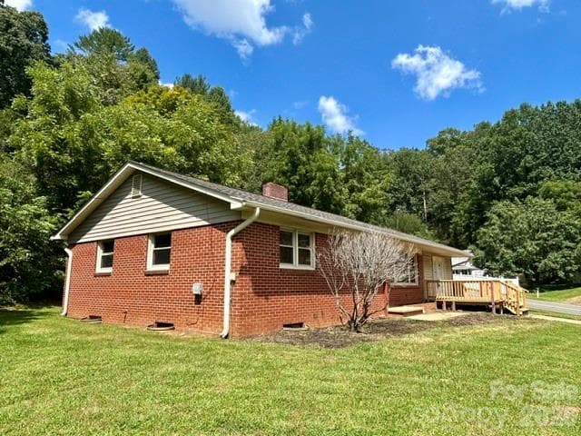 Single Family Residence at 169 Double Island Road, Burnsville, photo 29 of 33