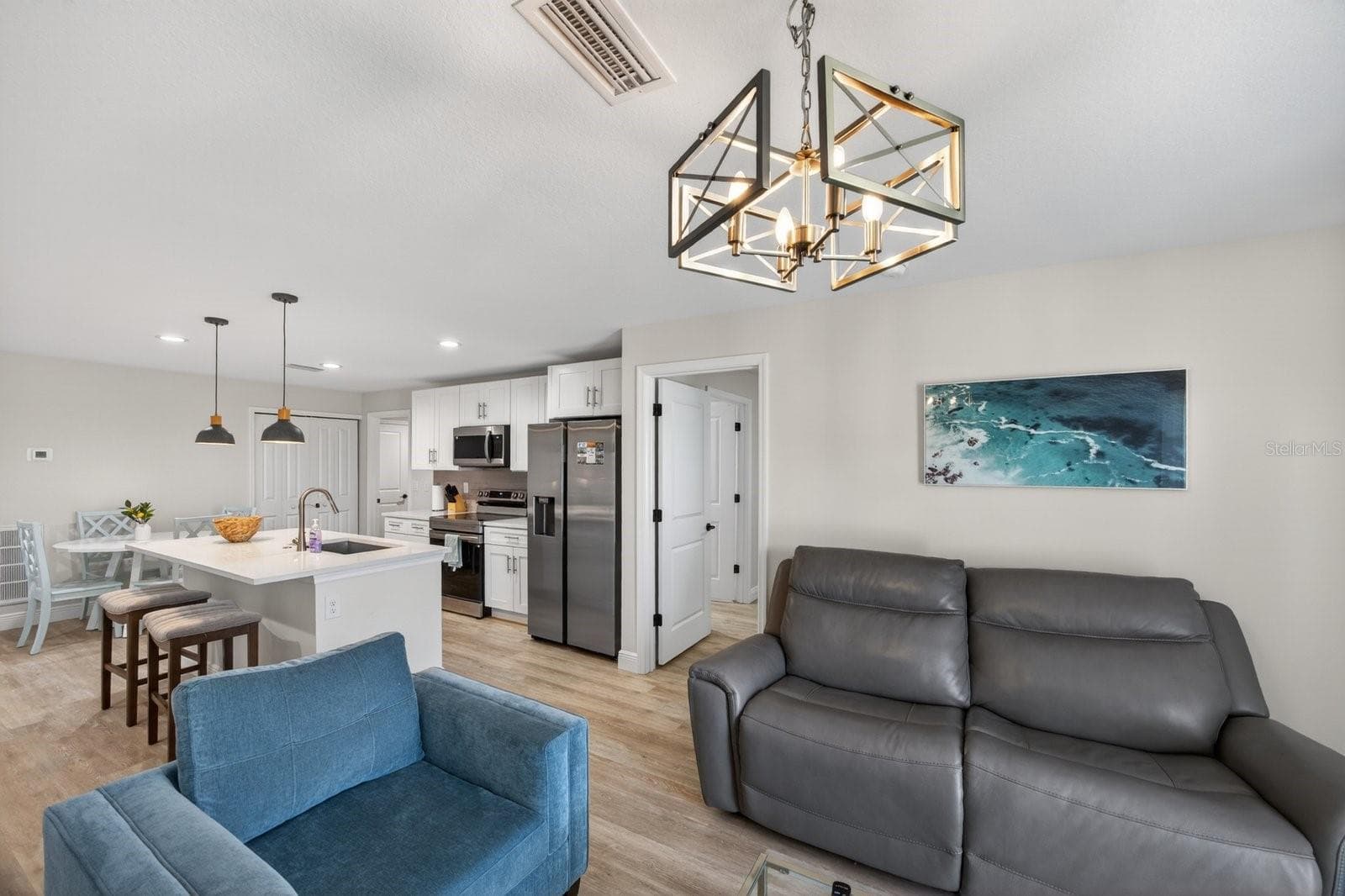 Single Family Residence at 12106 CLARENDON AVE, PORT CHARLOTTE, photo 5 of 19
