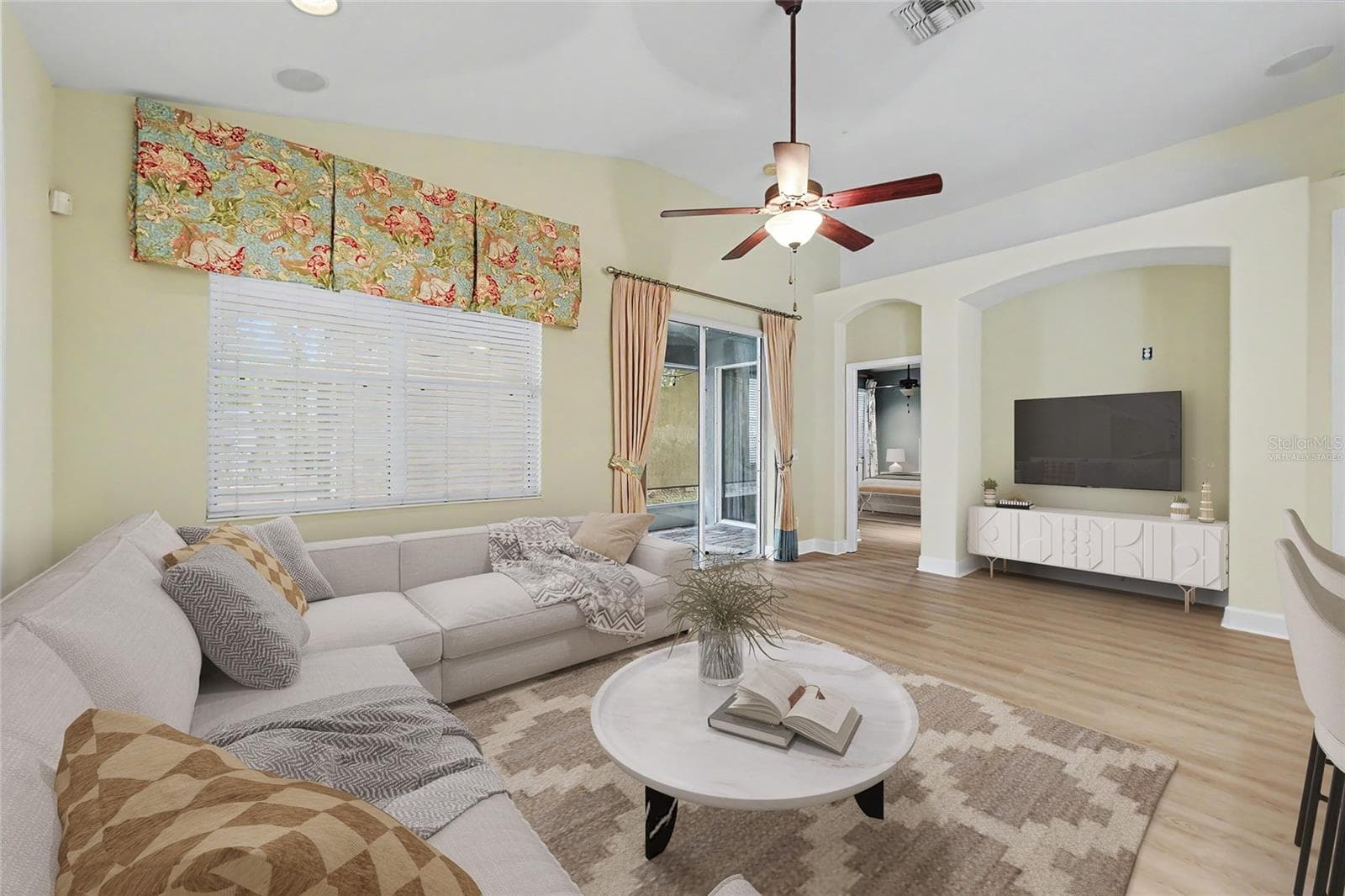 Virtually Staged - 12802 AVELAR CREEK DR, RIVERVIEW