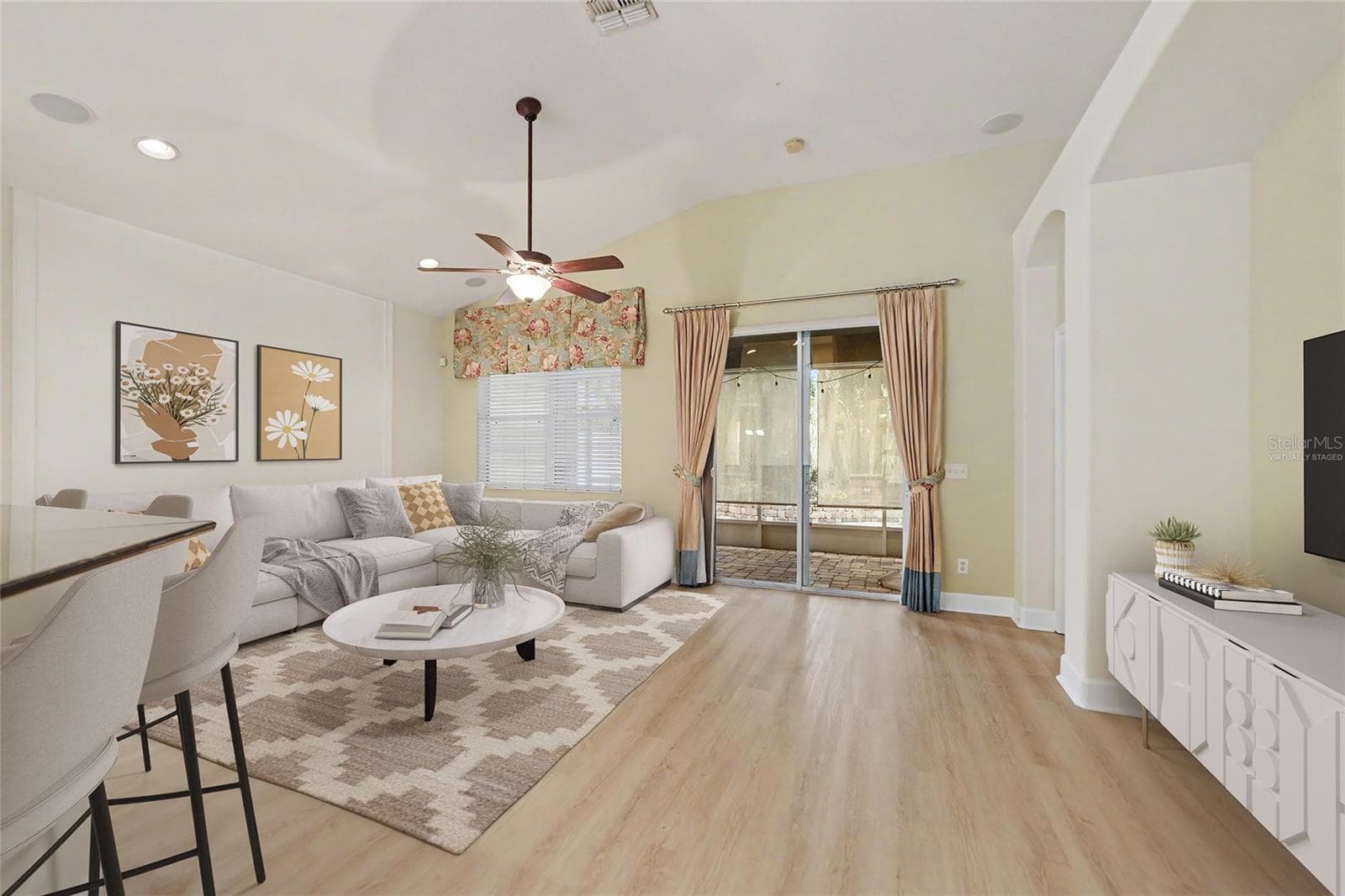Virtually Staged - 12802 AVELAR CREEK DR, RIVERVIEW