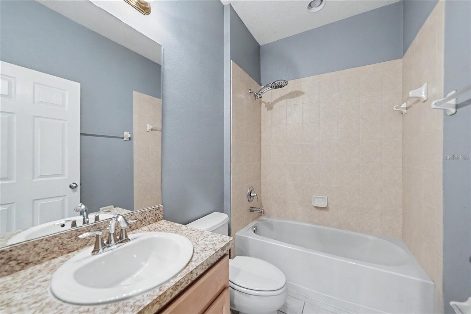 Single Family Residence at 12802 AVELAR CREEK DR, RIVERVIEW, photo 19 of 30