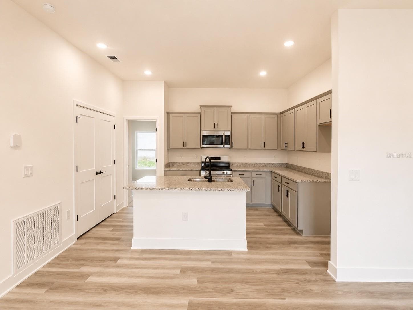 Single Family Residence at 12964 KENT BRADLEY ST, DADE CITY, photo 9 of 25