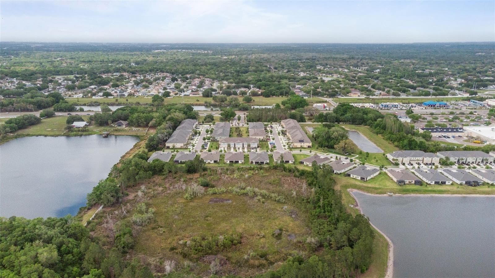 Townhouse at 11530 CAMBIUM CROWN DR, RIVERVIEW, photo 7 of 42