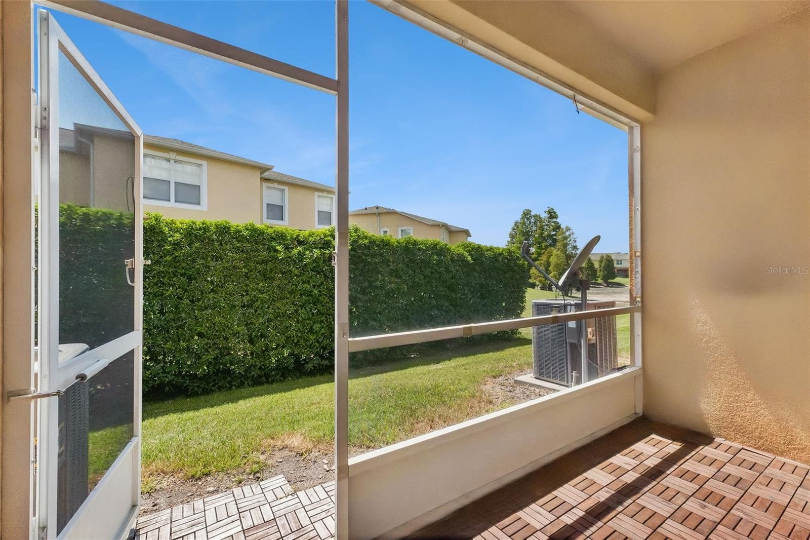 Townhouse at 4127 SHADE TREE LN, LAKELAND, photo 17 of 22