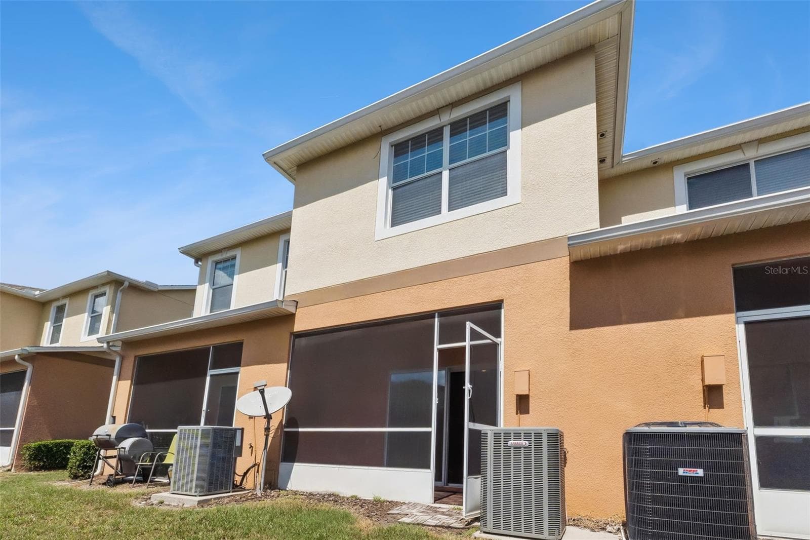 Townhouse at 4127 SHADE TREE LN, LAKELAND, photo 18 of 22