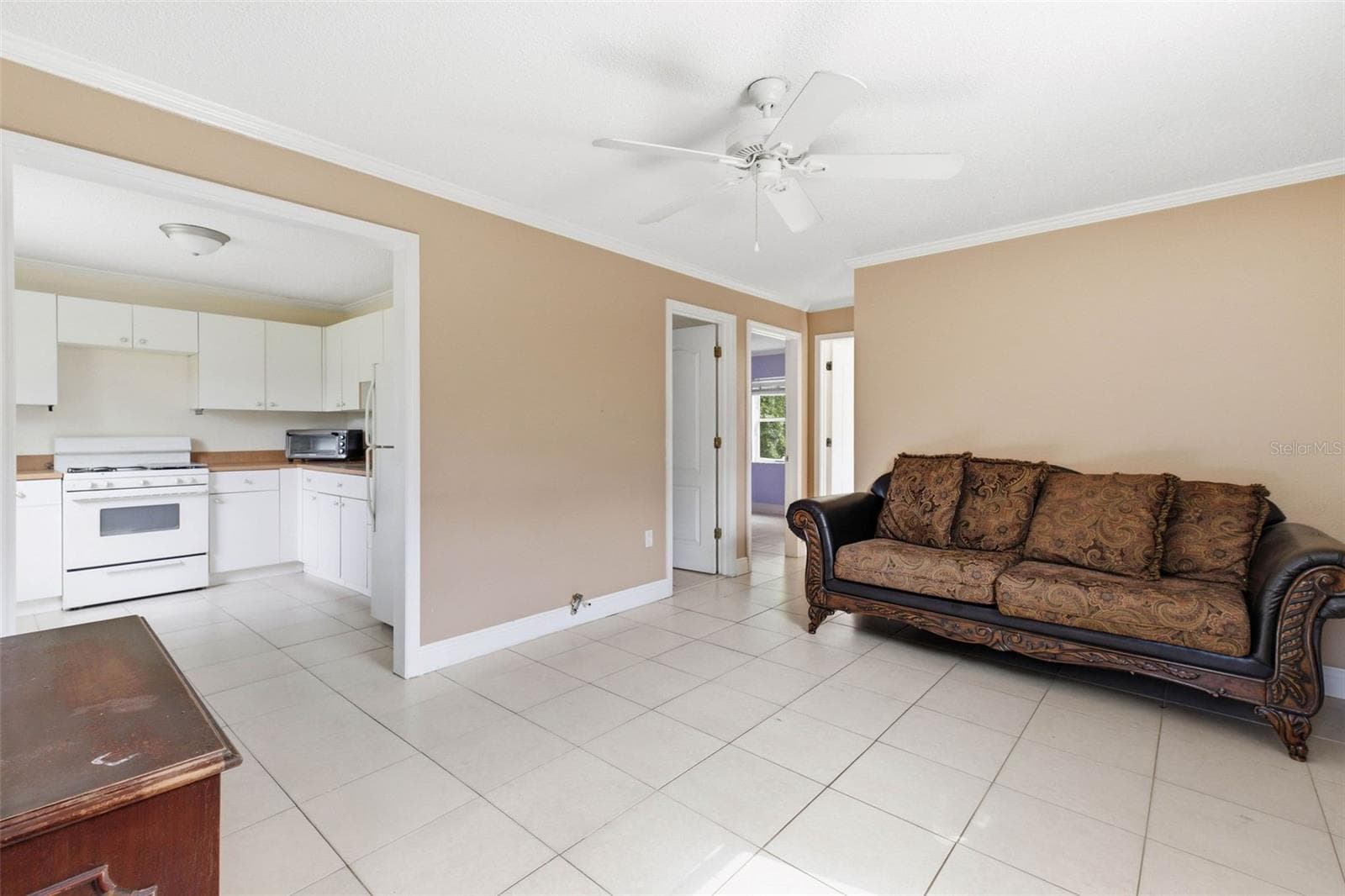 INTERIOR BUILDING 2 - 14404 AMY LN, HUDSON