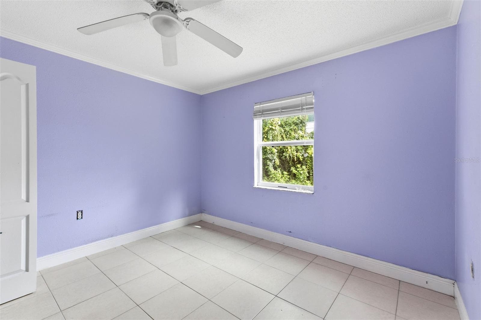 INTERIOR BUILDING 2 - 14404 AMY LN, HUDSON