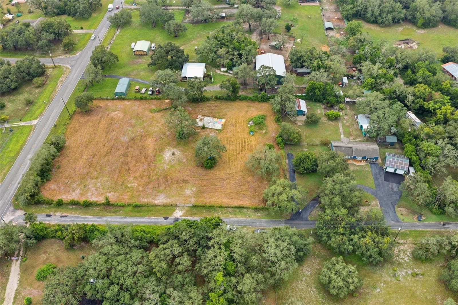 Manufactured Home at 14404 AMY LN, HUDSON, photo 43 of 44