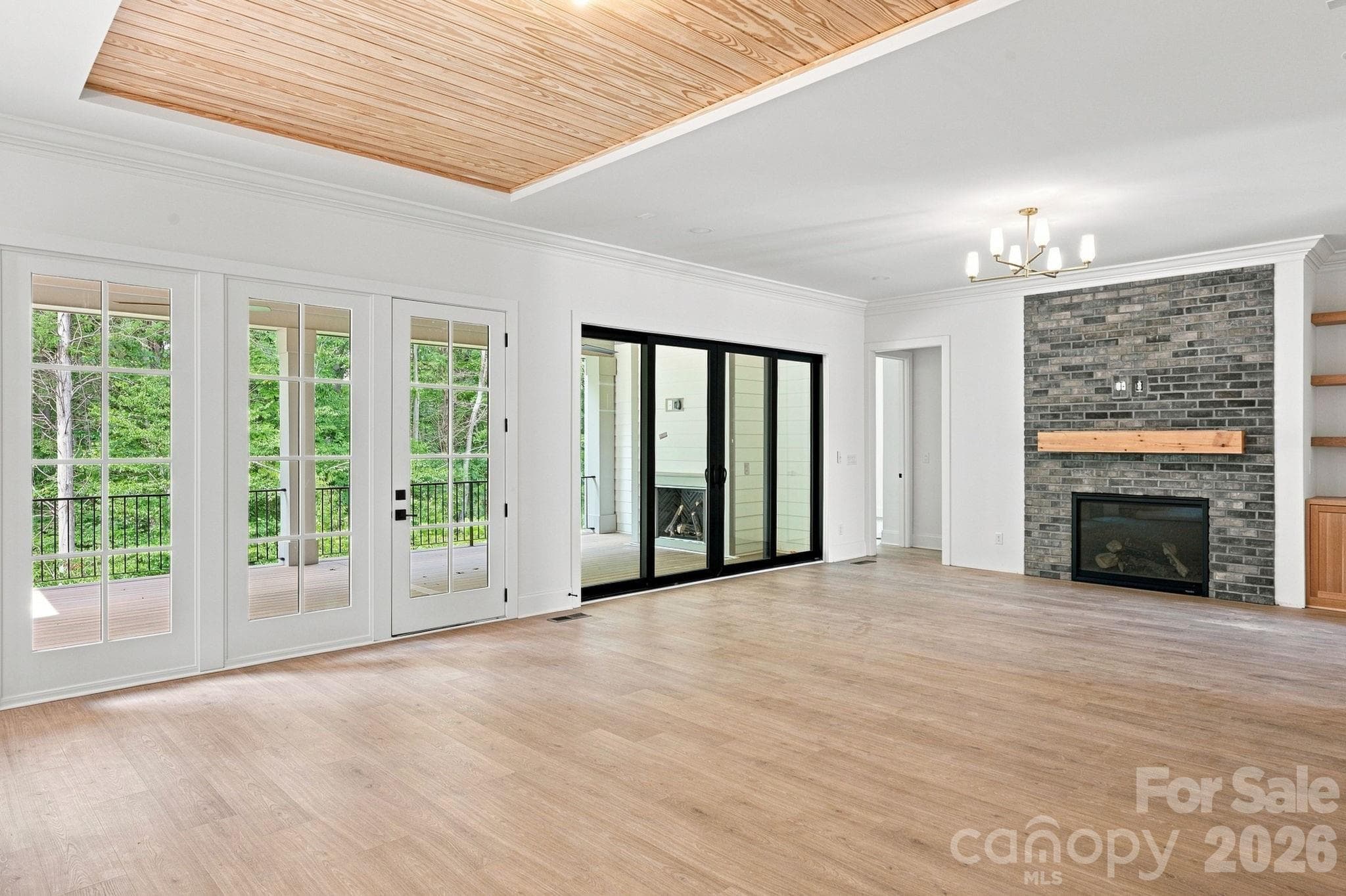 Single Family Residence at Davidson, photo 9 of 51