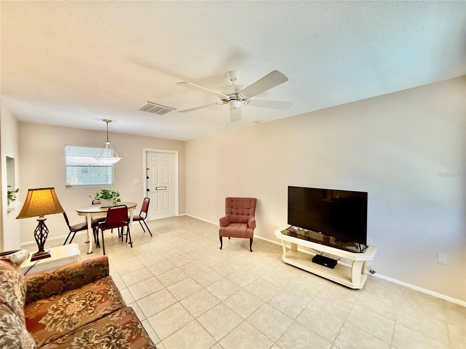 Villa at 6105 CORAL WAY, BRADENTON, photo 9 of 22
