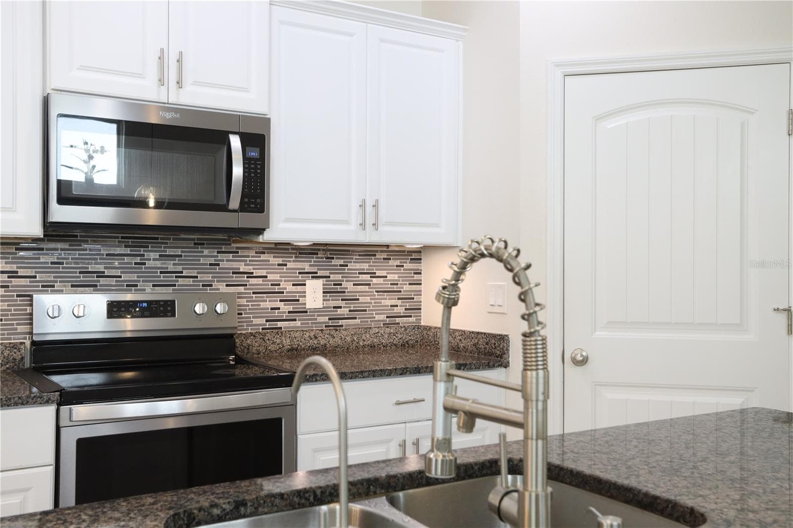 Single Family Residence at 9357 JAYWOOD RD, WINTER GARDEN, photo 14 of 54